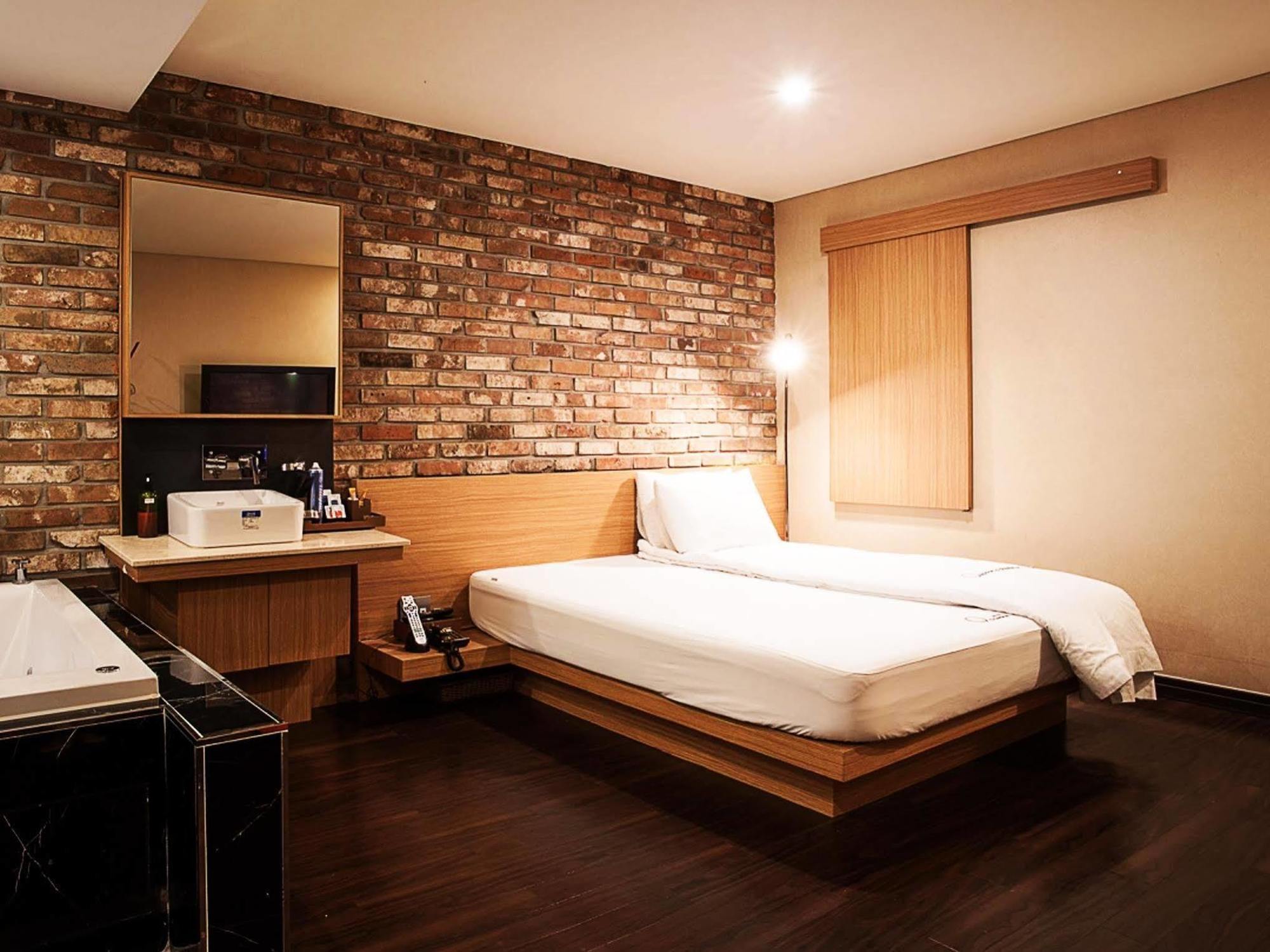 Comma Hotel Ciudad Metropolitana de Ciudad Metropolitana de Busan Exterior foto
